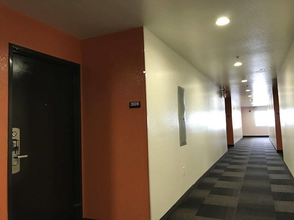 Motel 6-Costa Mesa, Ca - Newport Beach Extérieur photo